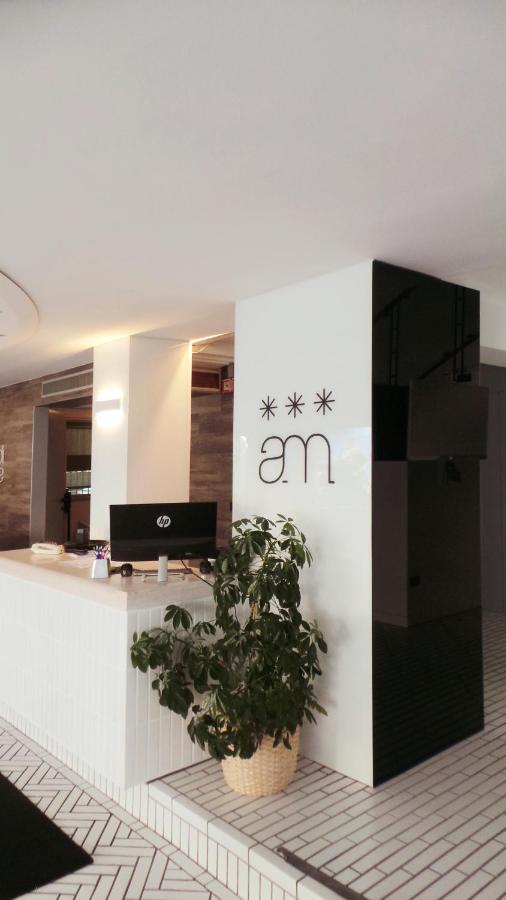 Hotel Aria Di Mare - Bed & Brunch In Centro A Riccione Exterior foto